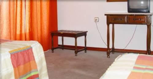 Oyo Hotel Los Alamos ปลาเซนเซีย ภายนอก รูปภาพ