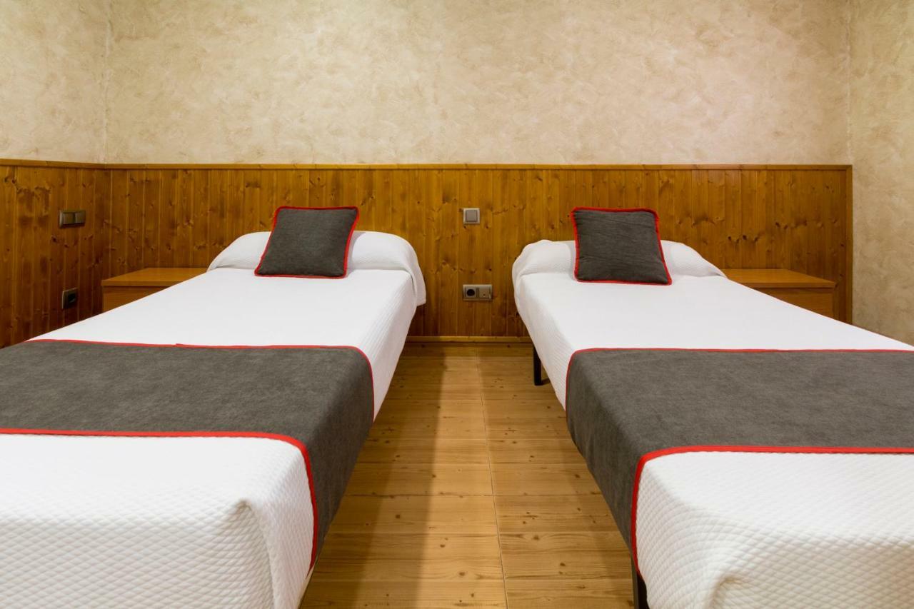 Oyo Hotel Los Alamos ปลาเซนเซีย ภายนอก รูปภาพ